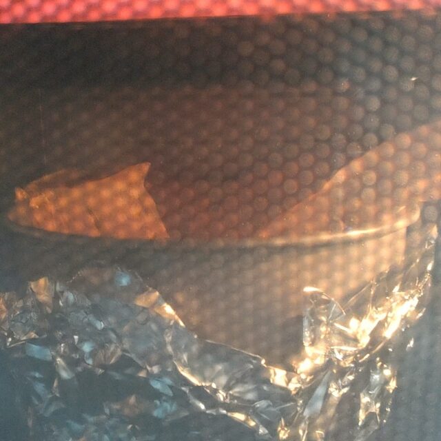 バスクチーズケーキを焼いている途中のオーブン内